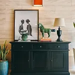 Boutique Esplanade بييسْتوم