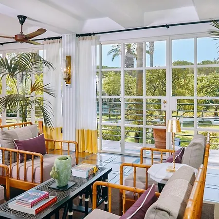 Hotel Boutique Esplanade Paestum