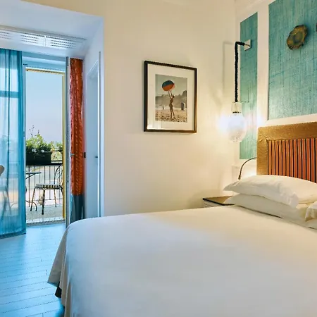 Boutique Esplanade Hotel