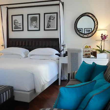 Boutique Esplanade 4* Πέστουμ