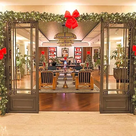 Boutique Esplanade Hotel