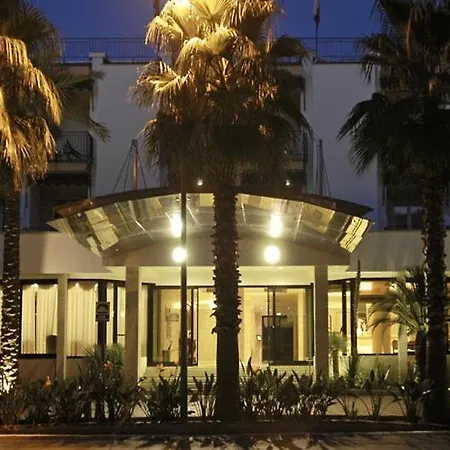Szálloda Boutique Esplanade 4*