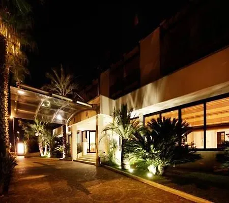 Boutique Esplanade
