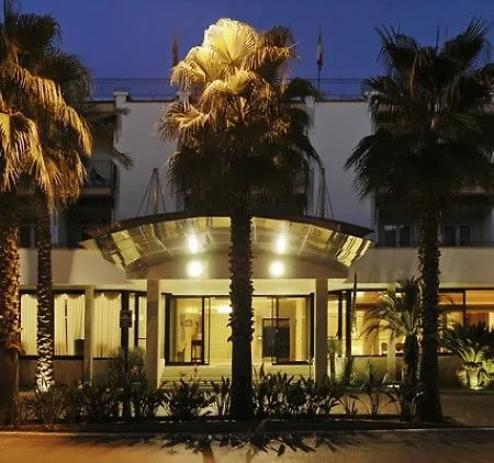Boutique Esplanade Hotel