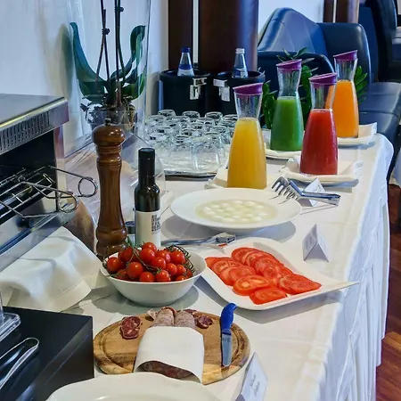 Boutique Esplanade 4* Πέστουμ