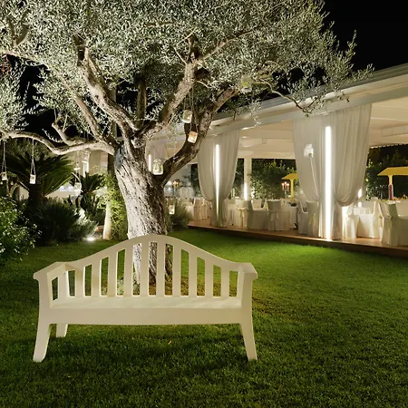 Boutique Esplanade 4* Πέστουμ