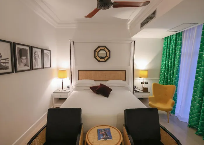 Boutique Esplanade 4*